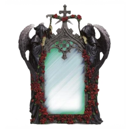 vampire mirror