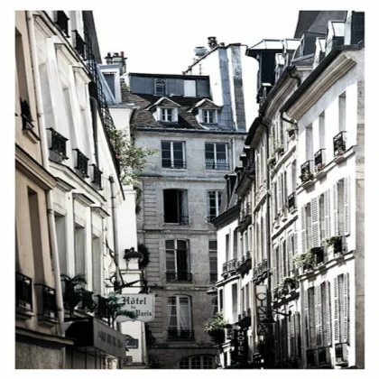 [MINIMALIST] paris alley