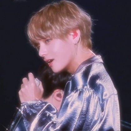 Taehyung Soloshoot B; Bangtan Collection