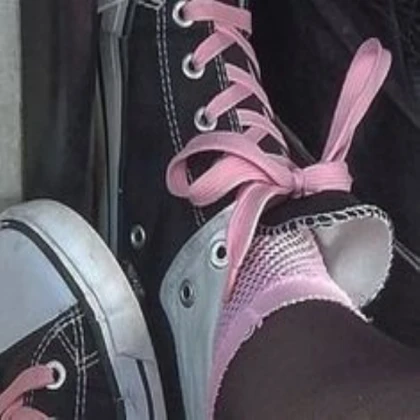 Goth Pfp .•°♡♥️