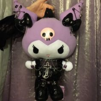 Goth Pfp .•°♡♥️